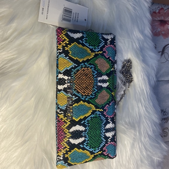 Brand New!! Steve Madden clutch! Tags still attached! - Picture 3 of 4
